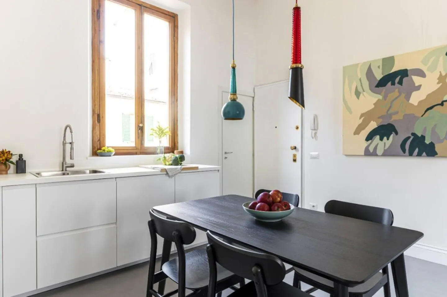 Modern Art Apartment - Art Pieces & Eclectic Deco Florence Italy