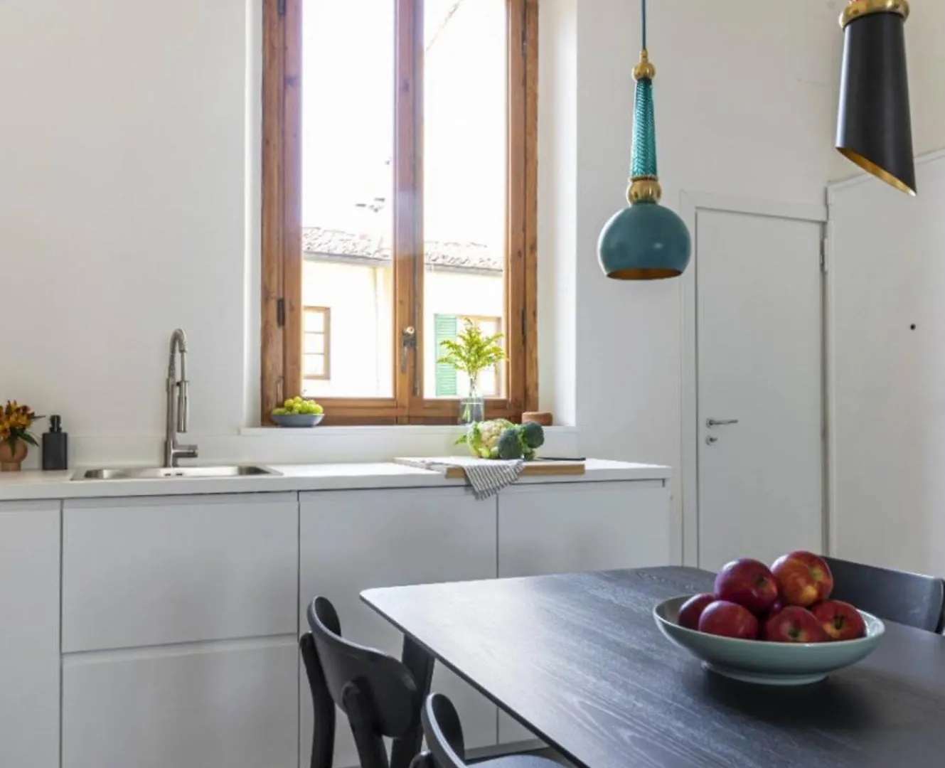 Modern Art Apartment - Art Pieces & Eclectic Deco Florence 0*,